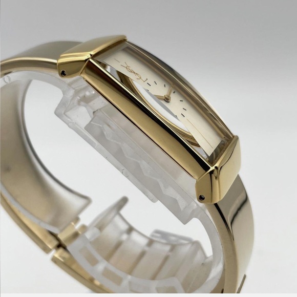 YSL Yves Saint Laurent Vintage Gold Bracelet Watch - Picture 5 of 9